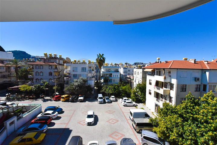 Квартира планировкой 1+1 на Клеопатре