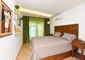 Квартира планировкой 1+1 на Клеопатре