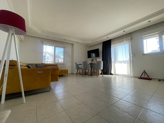 Пентхаус 4+1 в комплексе с минимальной инфраструктурой в районе Махмутлар