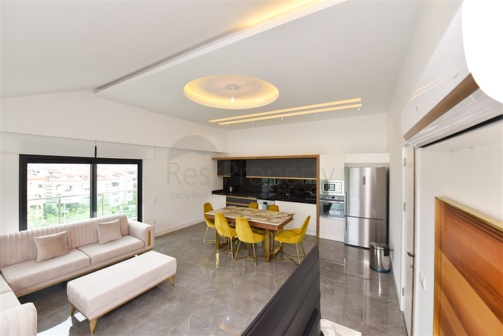 Пентхаус 4+1 в районе Оба