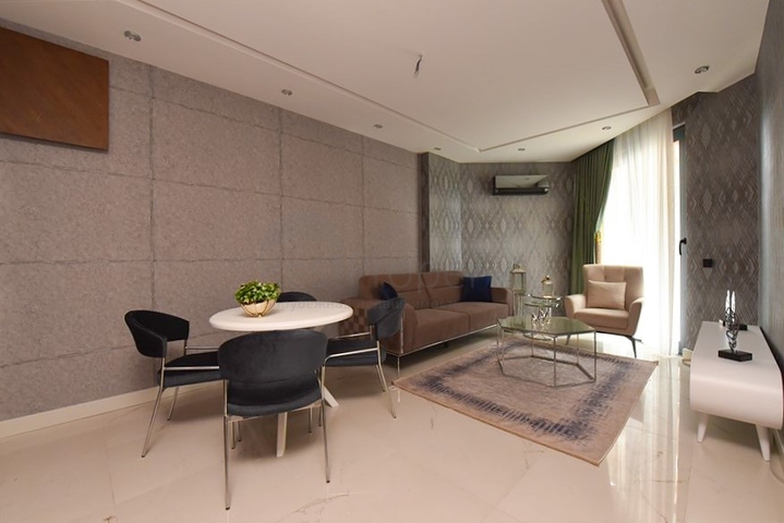 Меблированные апартаменты в 20 м от моря планировкой 1+1 в районе Оба