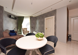 Меблированные апартаменты в 20 м от моря планировкой 1+1 в районе Оба