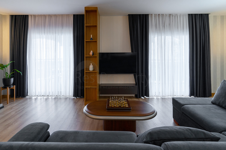 Вилла 4+1 в районе Махмутлар 