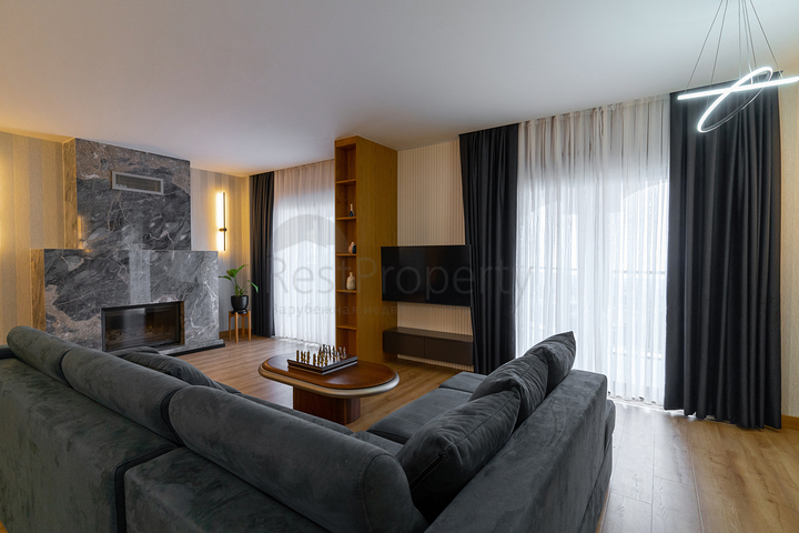 Вилла 4+1 в районе Махмутлар 