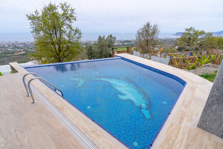 Вилла 4+1 в районе Махмутлар 