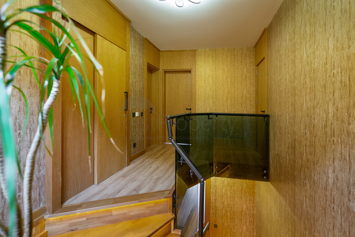 Вилла 4+1 в районе Махмутлар 