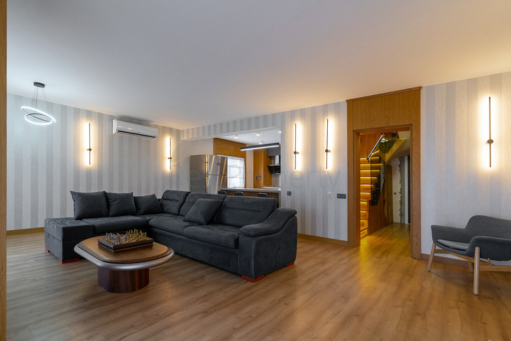 Вилла 4+1 в районе Махмутлар 