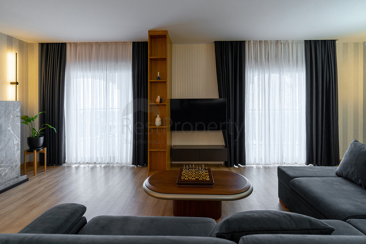 Вилла 4+1 в районе Махмутлар 