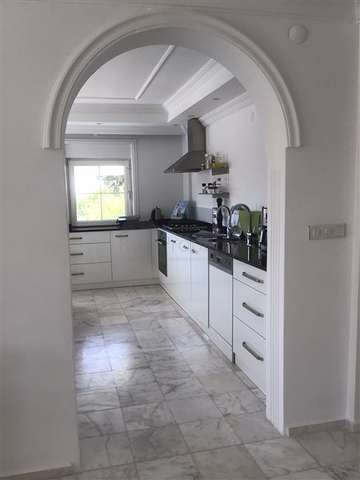 Вилла 3+1 с видом на море в районе Инжекум