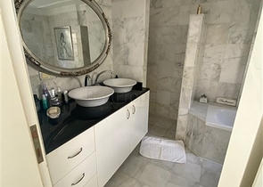 Вилла 3+1 с видом на море в районе Инжекум