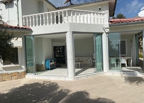 Вилла 3+1 с видом на море в районе Инжекум