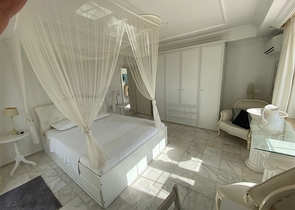 Вилла 3+1 с видом на море в районе Инжекум