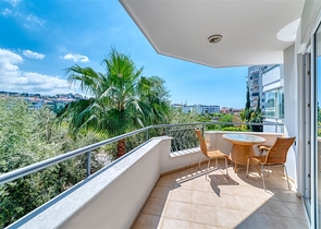 Квартира в 500 м до моря от собственника планировкой 1+1 в районе Тосмур  