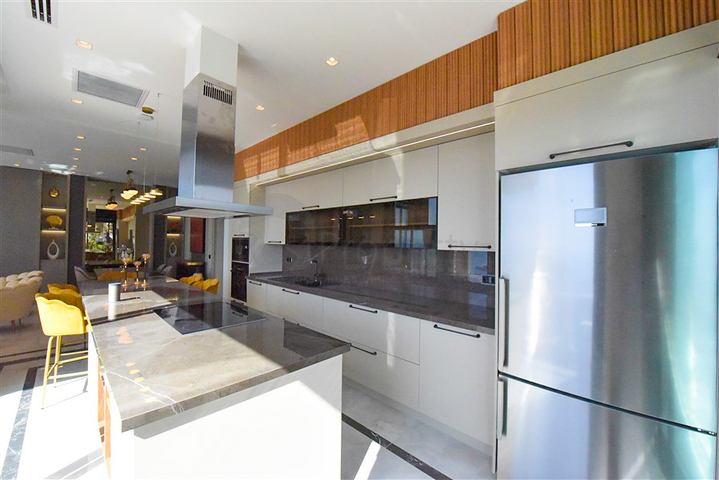 Вилла 4+1 с панорамным видом на море 