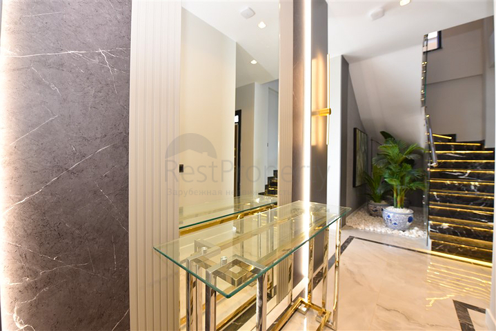 Вилла 4+1 с панорамным видом на море 