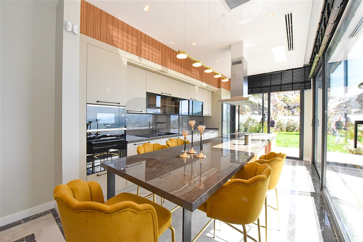 Вилла 4+1 с панорамным видом на море 