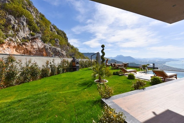 Вилла 4+1 с панорамным видом на море 