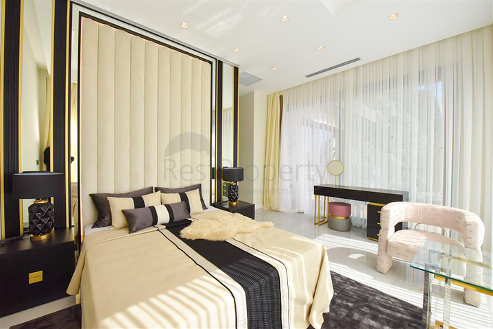 Вилла 4+1 с панорамным видом на море 