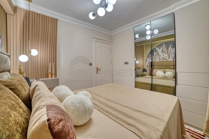 Пентхаус 3+1 с видом на море в центре Алании