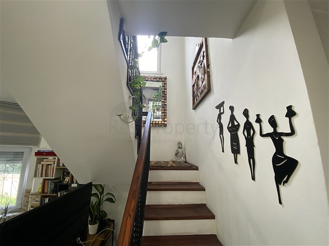 Просторная вилла 3+1 в 250м от моря в районе Конаклы