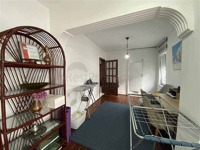 Просторная вилла 3+1 в 250м от моря в районе Конаклы