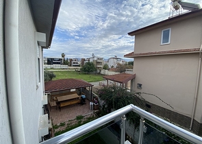 Просторная вилла 3+1 в 250м от моря в районе Конаклы