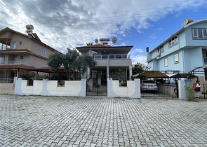 Просторная вилла 3+1 в 250м от моря в районе Конаклы