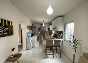 Просторная вилла 3+1 в 250м от моря в районе Конаклы