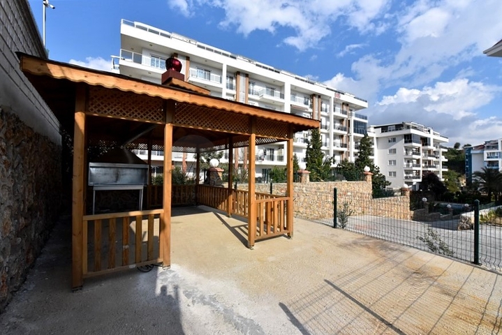 Пентхаус 2+1 в районе Кестель всего в 350 м от моря 