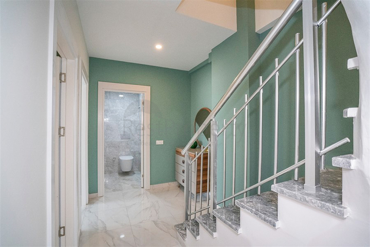 Пентхаус 2+1 в районе Кестель всего в 350 м от моря 