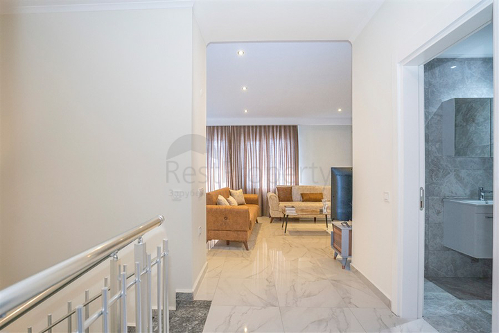 Пентхаус 2+1 в районе Кестель всего в 350 м от моря 