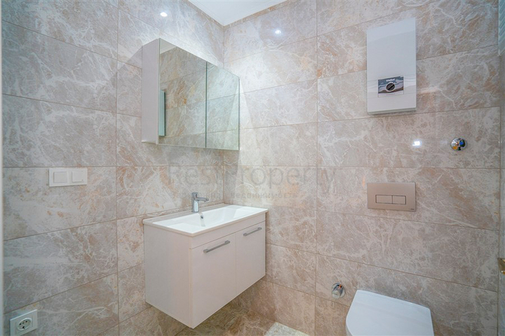 Пентхаус 2+1 в районе Кестель всего в 350 м от моря 