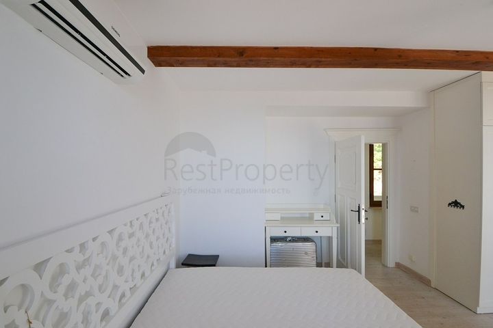 Вилла в средиземноморским стиле с панорамным видом. 