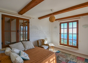 Вилла в средиземноморским стиле с панорамным видом. 