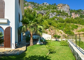 Вилла в средиземноморским стиле с панорамным видом. 