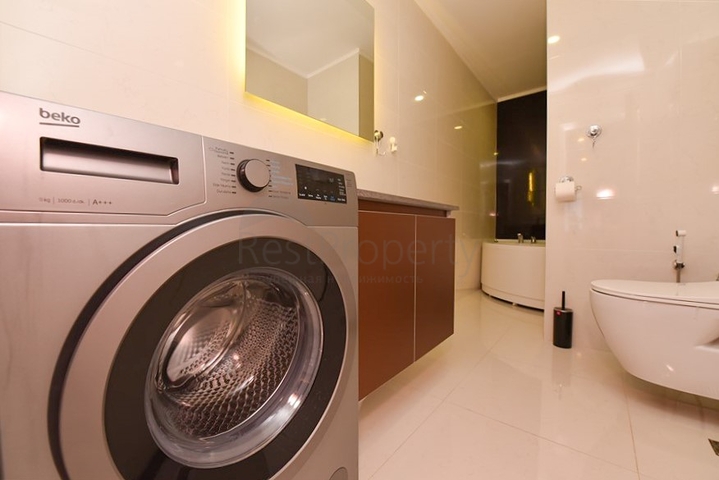 Квартира 2+1 с кладовой в районе Махмутлар