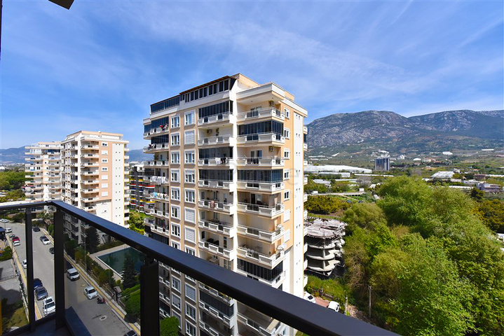 Квартира 2+1 с кладовой в районе Махмутлар