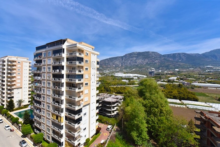 Квартира 2+1 с кладовой в районе Махмутлар