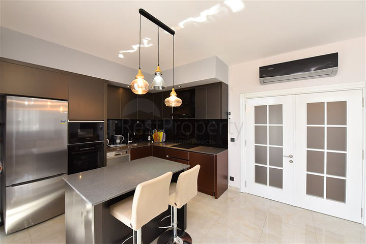 Квартира 2+1 с кладовой в районе Махмутлар