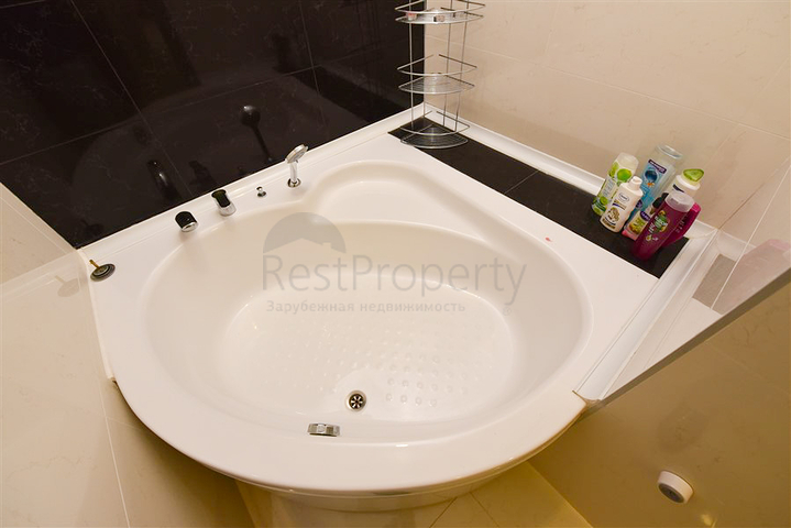 Квартира 2+1 с кладовой в районе Махмутлар