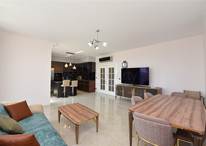 Квартира 2+1 с кладовой в районе Махмутлар