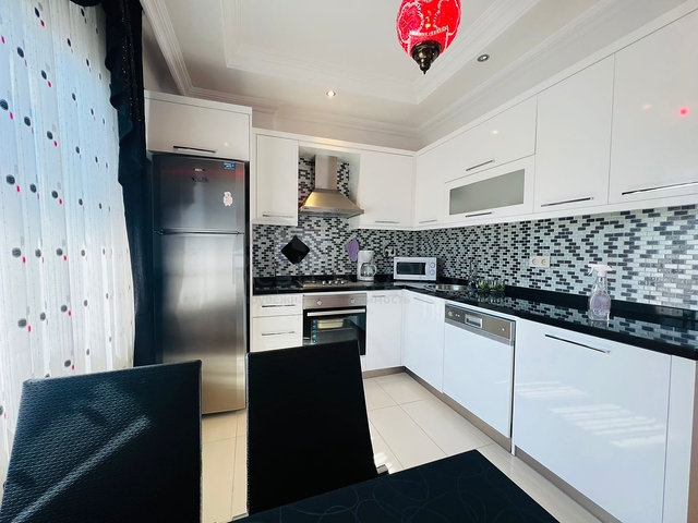 Просторный пентхаус 2+1 в центре Алании