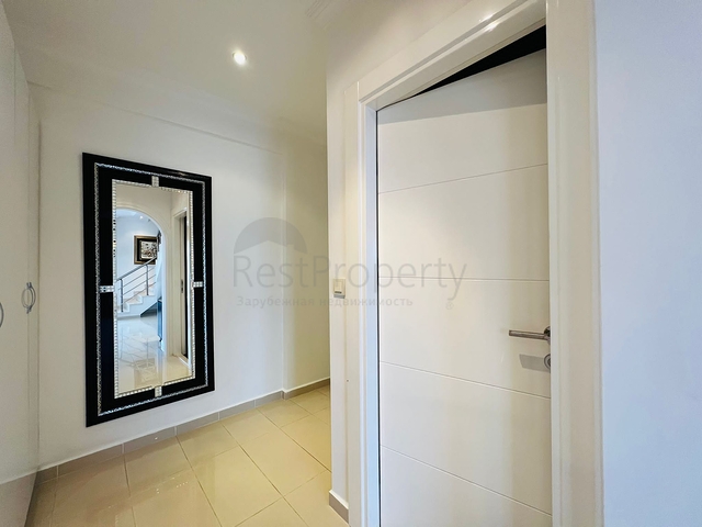 Просторный пентхаус 2+1 в центре Алании