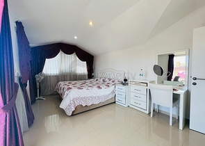 Просторный пентхаус 2+1 в центре Алании