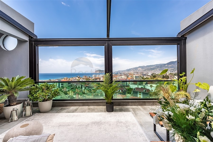 Роскошный пентхаус с видом на море и крепость от собственника 