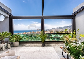 Роскошный пентхаус с видом на море и крепость от собственника 