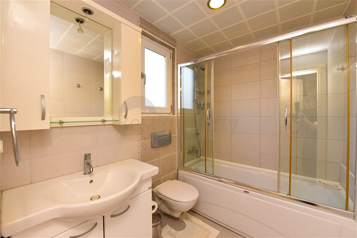 Просторные апартаменты в центральном Оба