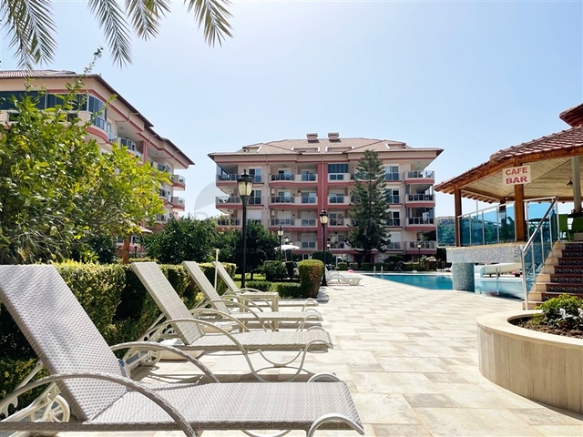 Просторные апартаменты в центральном Оба