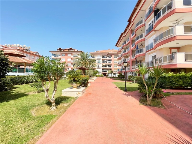 Просторные апартаменты в центральном Оба