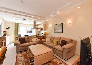 Просторные апартаменты в центральном Оба